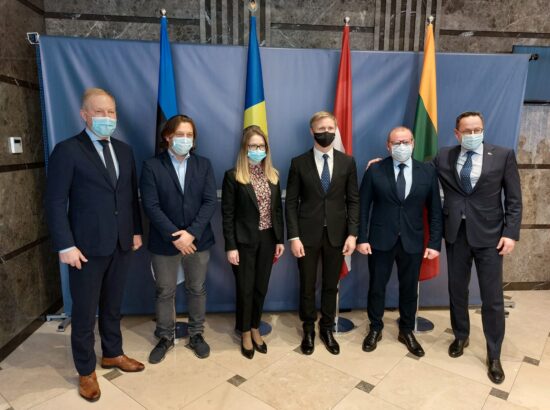 Balti parlamentide väliskomisjonide esimeeste visiit Moldovasse. Kohtumine kolme riigi parlamendirühmade esindajatega.