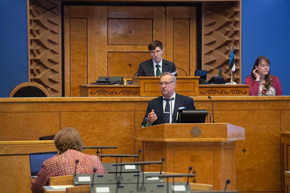 Täiskogu istung, Eesti Konservatiivse Rahvaerakonna fraktsiooni algatatud olulise tähtsusega riikliku küsimuse „Kuidas elektri hind alla saada“ arutelu