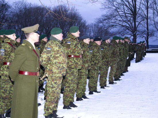 Hanno Pevkur tervitab Kaitseväe Akadeemia kadette