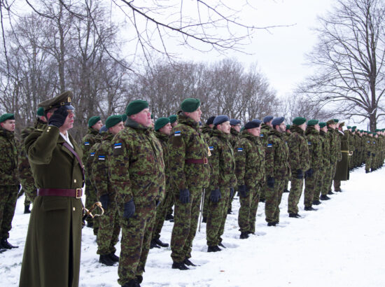 Hanno Pevkur tervitab Kaitseväe Akadeemia kadette