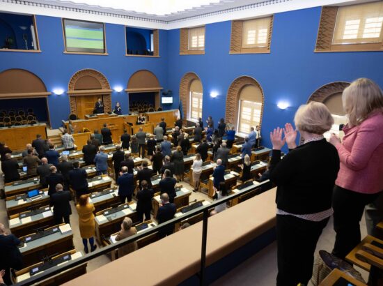 Riigikogu täiendaval istungil arutati avaldust Venemaa sõjakuritegudest ja genotsiidist Ukrainas