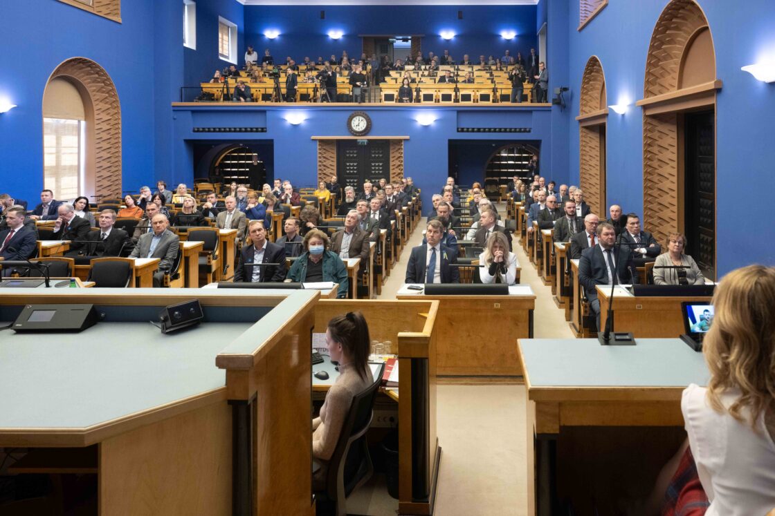 Ukraina presidendi Volodõmõr Zelenskõi videopöördumine Riigikogu ees
