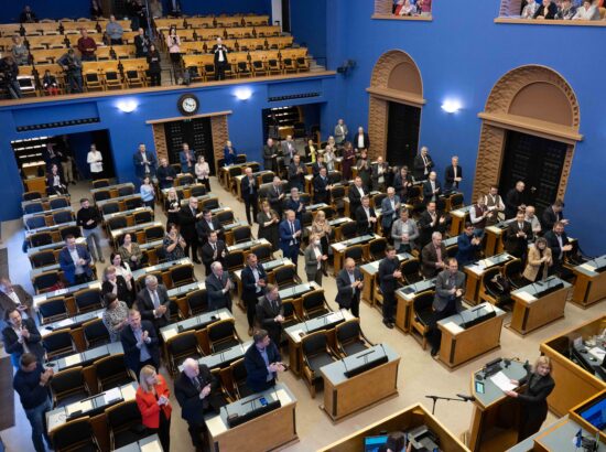Ukraina parlamendi aseesimees Olena Kondratjuk esineb Riigikogu ees pöördumisega.