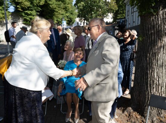 Mälestustseremoonia Toompea jalamil asuva 20. augusti kivi juures