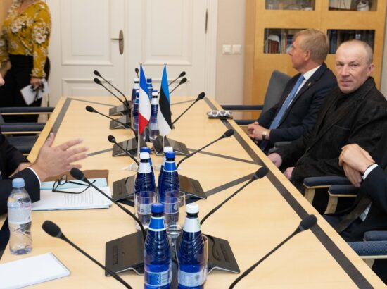Riigikaitsekomisjon kohtus täna Prantsusmaa Rahvusassamblee riigikaitsekomisjoni liikme François Cormier-Bouligeoni ja Prantsusmaa suursaadiku Éric Lamouroux’ga.