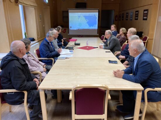 Värskas kohtusid komisjoni liikmed Setomaa esindajate ja kohalike elanikega.