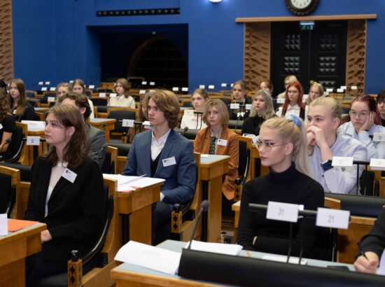 Riigikogu esimees Jüri Ratas avas Eesti Mudel-Euroopa Parlamendi sessiooni