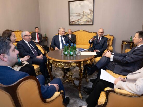 Riigikogu esimees Jüri Ratas kohtus Türgi väliskomisjoni esimehe Akif Çağatay Kılıçiga