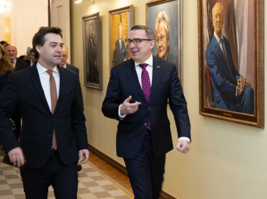 Väliskomisjoni esimees Andres Sutt ja aseesimees Enn Eesmaa kohtusid Moldova asepeaministri, välisministri ja Euroopa integratsiooni ministri Nicu Popescuga.