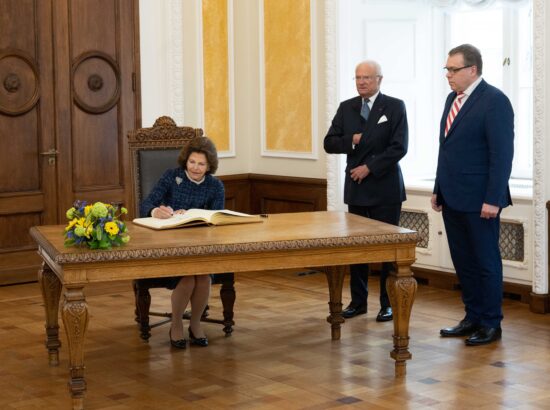 Riigikogu esimees Lauri Hussar kohtub Rootsi kuninga Carl XVI Gustafi ja kuninganna Silviaga