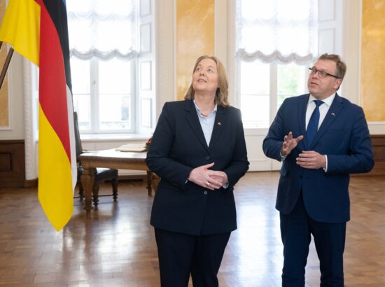 Bundestagi spiiker Bärbel Bas külastas täna Riigikogu ja kohtus Riigikogu esimehe Lauri Hussariga.