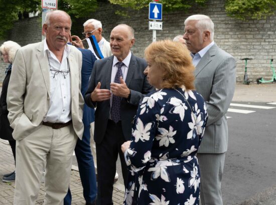 Mälestustseremoonia Toompea jalamil asuva 20. augusti kivi juures