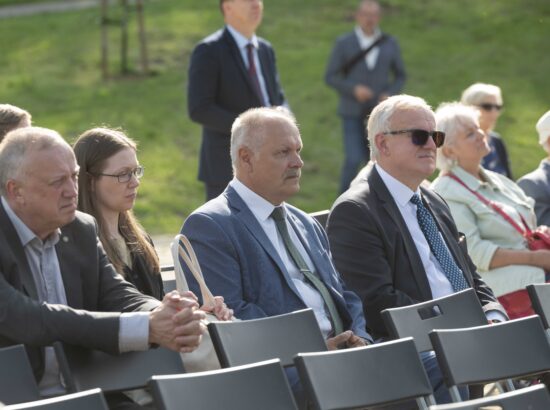 Kommunismi ja natsismi ohvrite mälestuspäeva tseremoonia. Riigikogu liige Henn Põlluaas