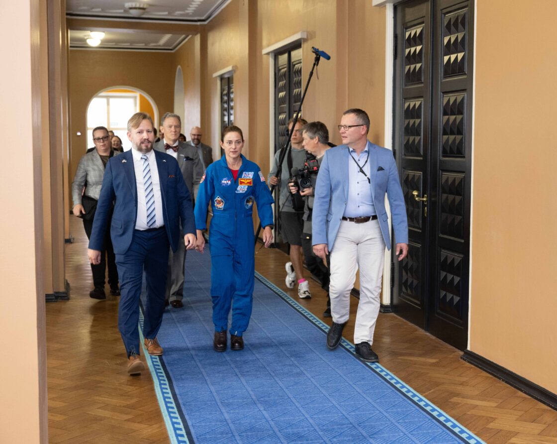 Riigikogu külastas NASA astronanut Nicole Aunapu Mann