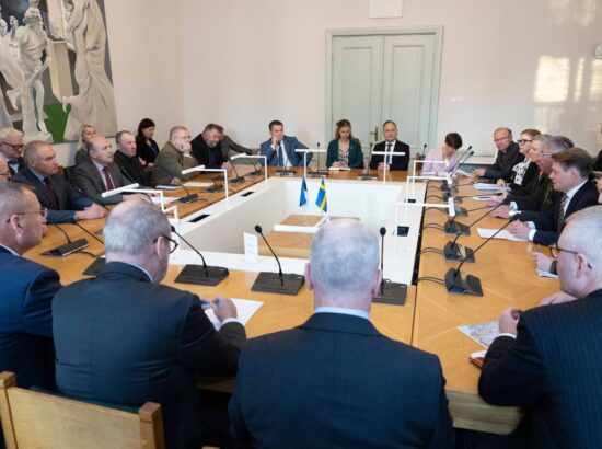 Riigikaitsekomisjoni liikmed kohtusid Rootsi parlamendi julgeoleku ja riigikaitse erikomisjoni delegatsiooniga.