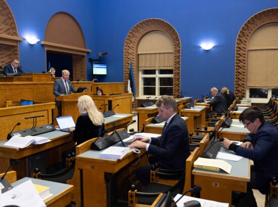 Riigikogus läbis esimese lugemise 2024. aasta riigieelarve seaduse eelnõu.