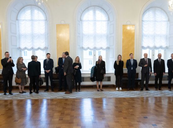 Riigikogu esimehe Lauri Hussari kohutmine Läti peaministri Evika Siliņaga