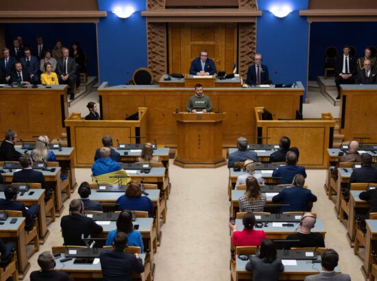 Ukraina president Volodõmõr Zelenskõi pidas Riigikogu ees kõne