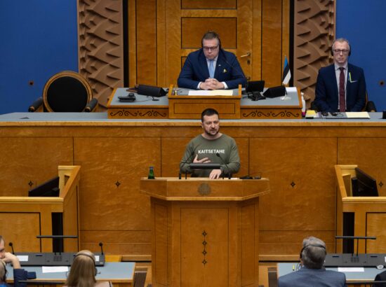 Ukraina president Volodõmõr Zelenskõi pidas Riigikogu ees kõne