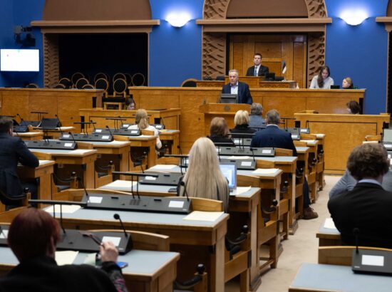 Olulise tähtusega riikliku küsimuse „Tugevad maakoolid ja tugev koolivõrk“ arutelu