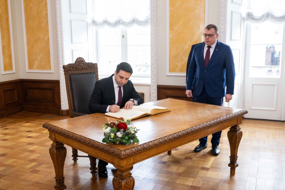 Riigikogu esimees Lauri Hussari kohtumine Armeenia parlamendi esimehe Alen Simonjaniga