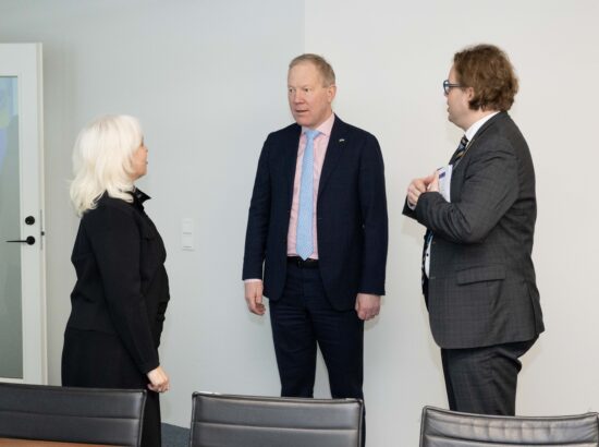 Väliskomisjon pidas väljasõiduistungi Eesti Rahvusvahelise Arengukoostöö Keskuses.