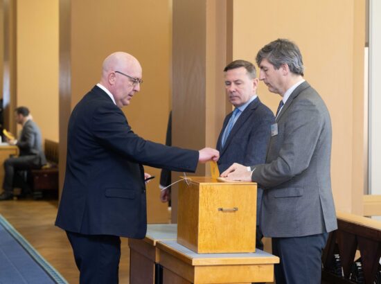 Riigikogu juhatuse valimine