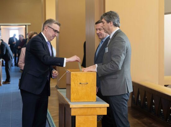 Riigikogu juhatuse valimine