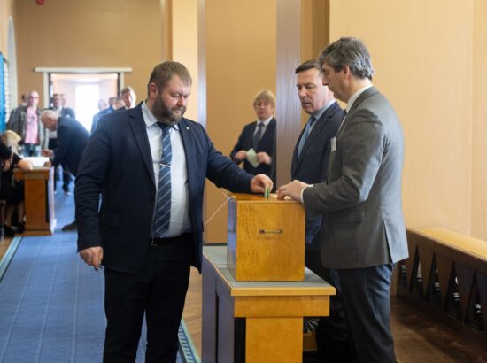 Riigikogu juhatuse valimine