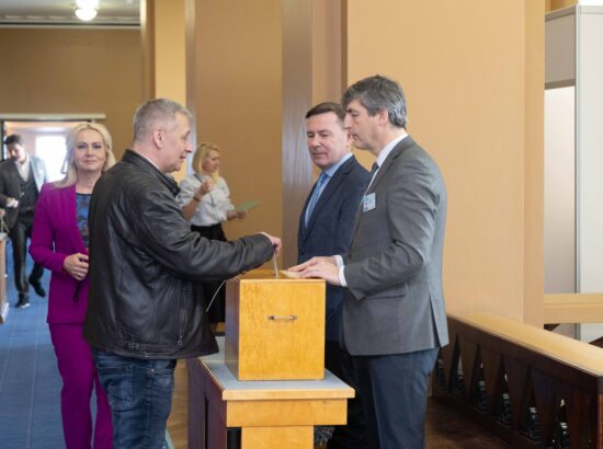 Riigikogu juhatuse valimine