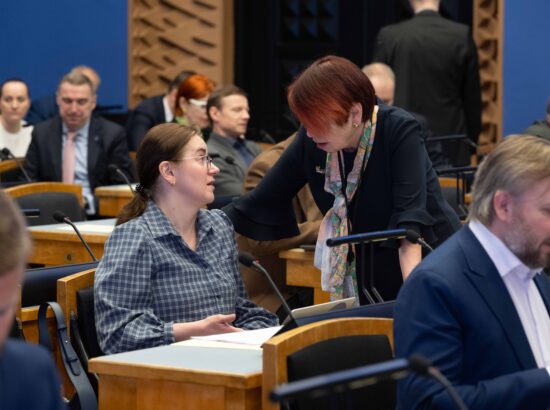 Riigikogu liikmed Liisa Pakosta ja Irja Lutsar