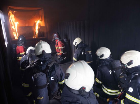 Riigikaitsekomisjon külastas Sisekaitseakadeemia õppekeskust Väike-Maarjas.