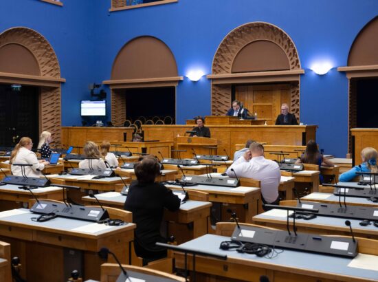 Sotsiaalkaitseminister Signe Riisalo teeb 2024. aasta ettekande riigi pikaajalise arengustrateegia „Eesti 2035“ elluviimisest.