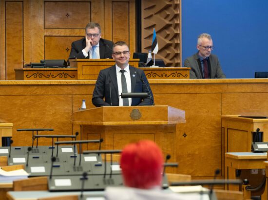 Riigikogu arutas majanduskomisjoni algatatud olulise tähtsusega riiklikku küsimust „Kuidas tõsta tootlikkust Eesti majanduses?“. Ettekandega esines kaitsetööstusettevõtte DefSecIntel Solutions asutaja ja juht Jaanus Tamm.