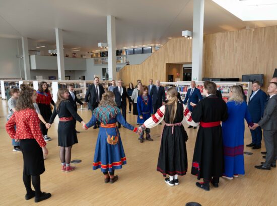 Euroopa kultuuripealinnaks valitud Bodøs Eesti kauneimate raamatute näituse avamine.
