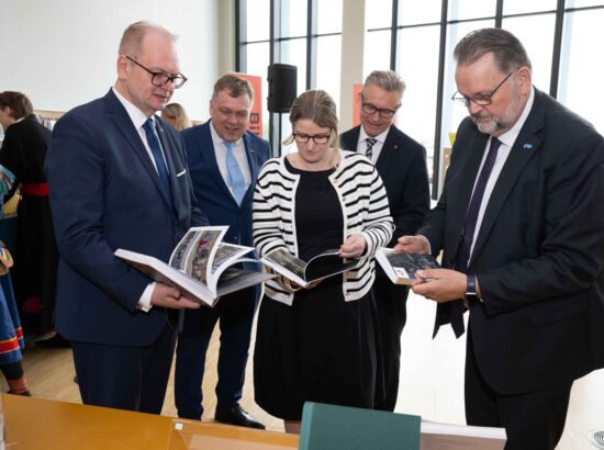 Euroopa kultuuripealinnaks valitud Bodøs Eesti kauneimate raamatute näituse avamine.