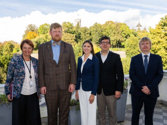 Korruptsioonivastase erikomisjoni väljasõiduistung Riigiprokuratuuri