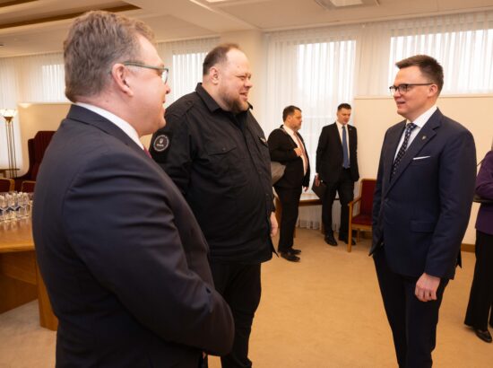Seitsme riigi parlamentide juhid kohtuvad Leedu iseseisvuse taastamise 35. aastapäeva puhul Vilniuses.