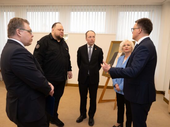 Seitsme riigi parlamentide juhid kohtuvad Leedu iseseisvuse taastamise 35. aastapäeva puhul Vilniuses.