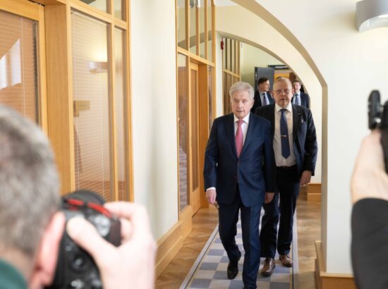 Euroopa Komisjoni presidendi erinõunik, Soome endine president Sauli Niinistö ja Euroopa Liidu asjade komisjoni esimees Peeter Tali