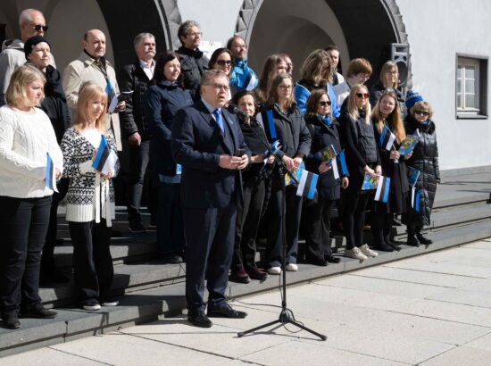 Riigikogu lahtiste uste päev.