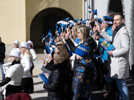 Riigikogu lahtiste uste päev.