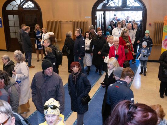 Riigikogu lahtiste uste päev.