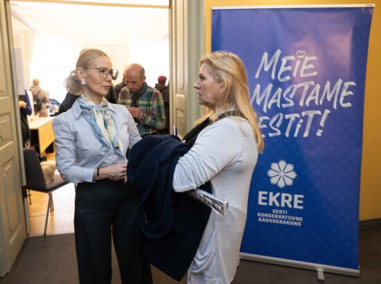 Riigikogu lahtiste uste päev.