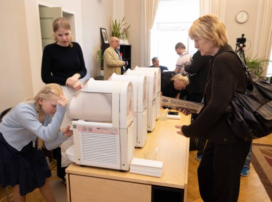 Riigikogu lahtiste uste päev.