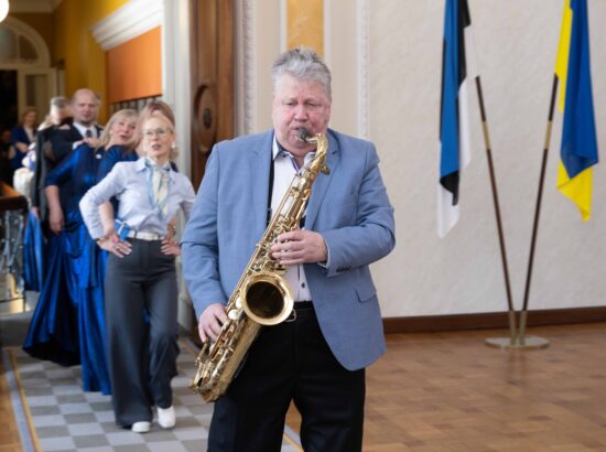 Riigikogu lahtiste uste päev.