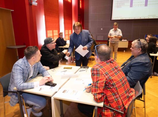 Riigikogu lahtiste uste päev.
