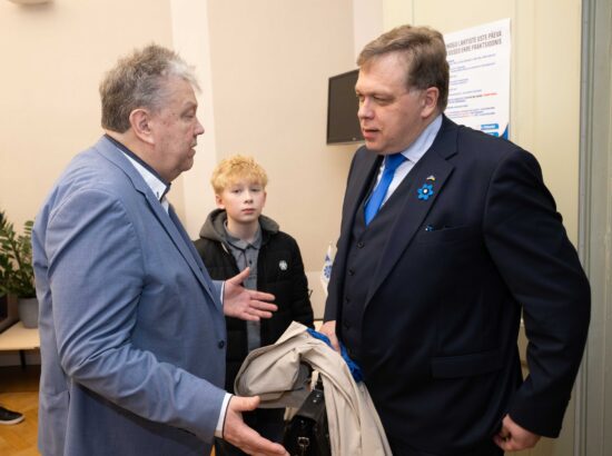 Riigikogu lahtiste uste päev.