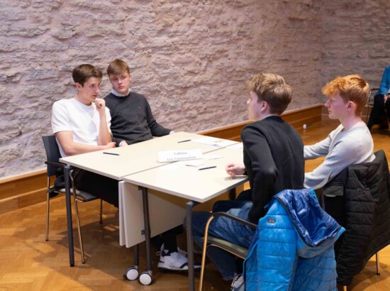 Riigikogu lahtiste uste päev.