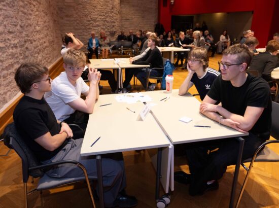 Riigikogu lahtiste uste päev.